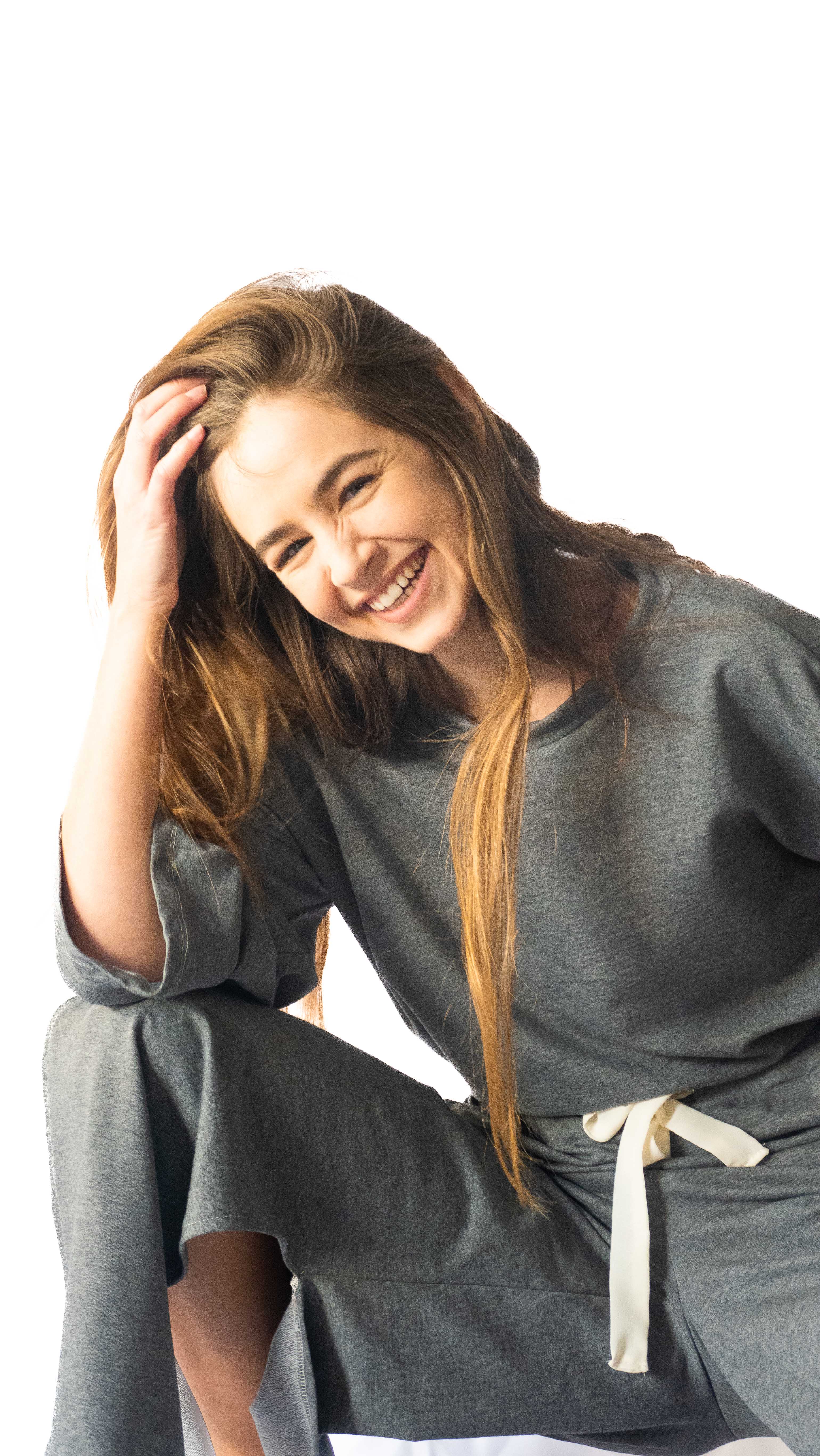 Transitioning to Spring: How to Adjust Your Winter Clothes for a Fresh New Look