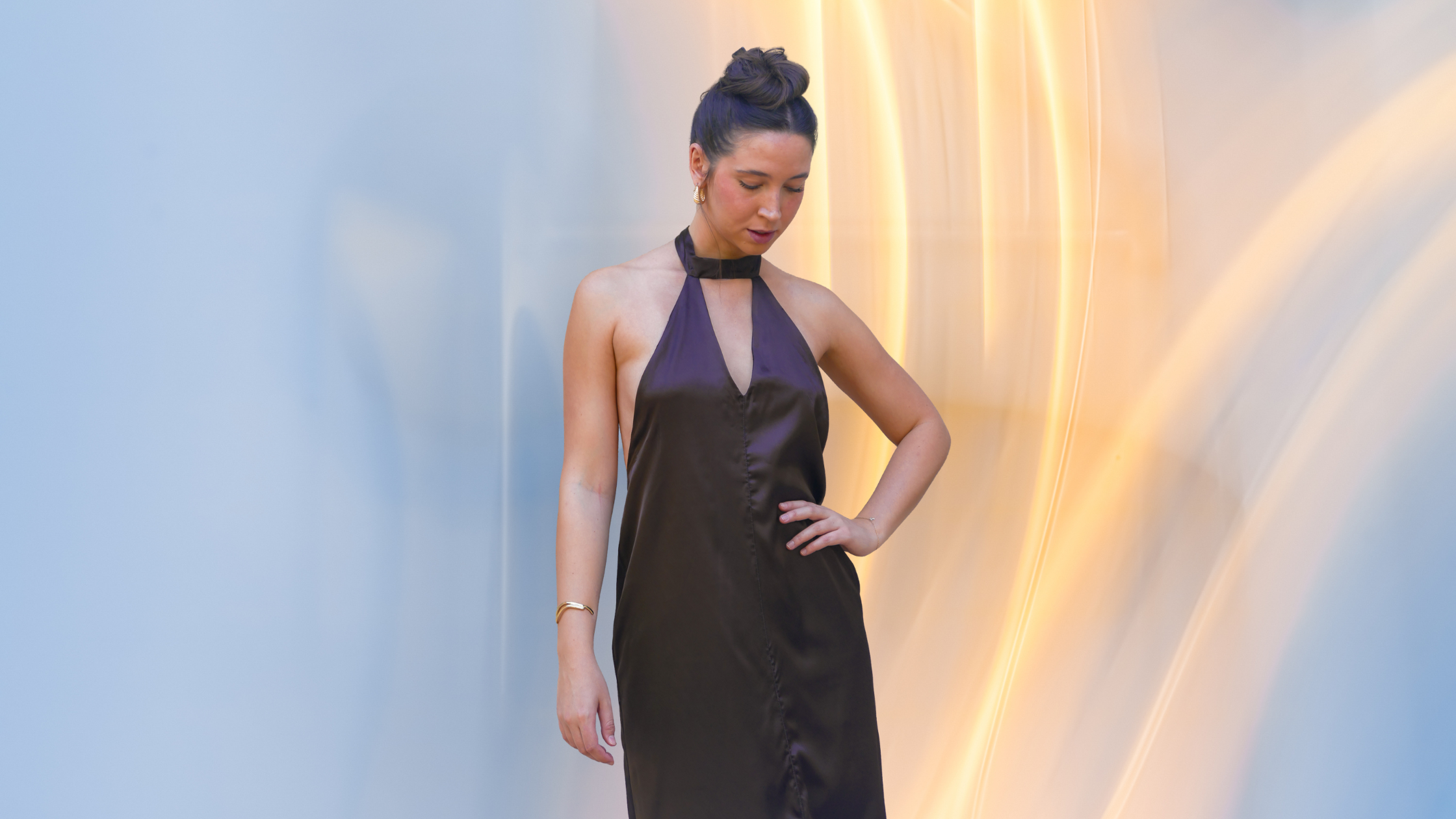 How to Know if You Need a Custom-Made Evening Dress