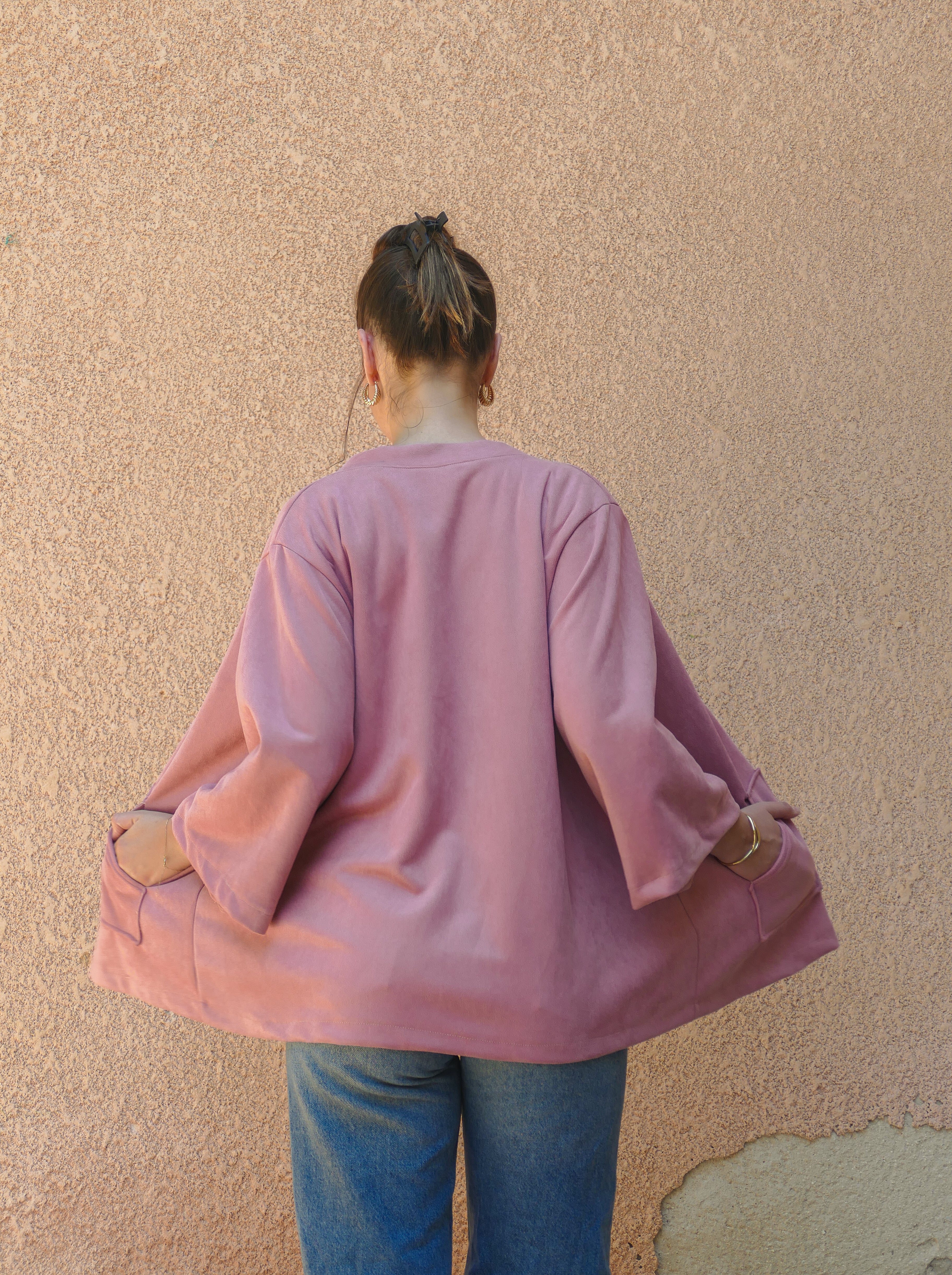 ג'קט נולה - קימונו דמוי זמש ורוד